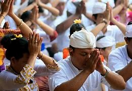 Orang Hindu Berdoa Di Mana